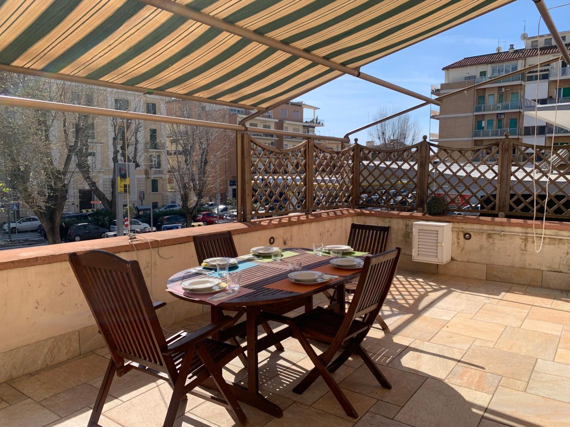 Villa La Tua Casa Nel Centro Di Ostia Esterno foto
