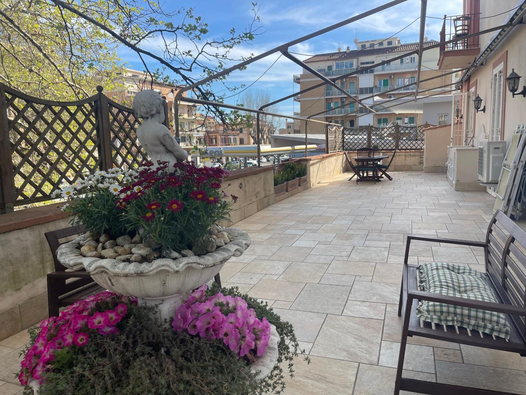 Villa La Tua Casa Nel Centro Di Ostia Esterno foto